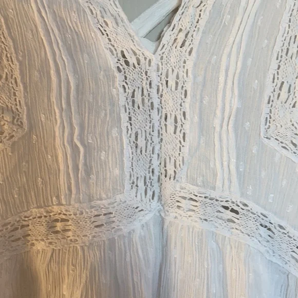 Dex Tank Top - Picture 2 of 5